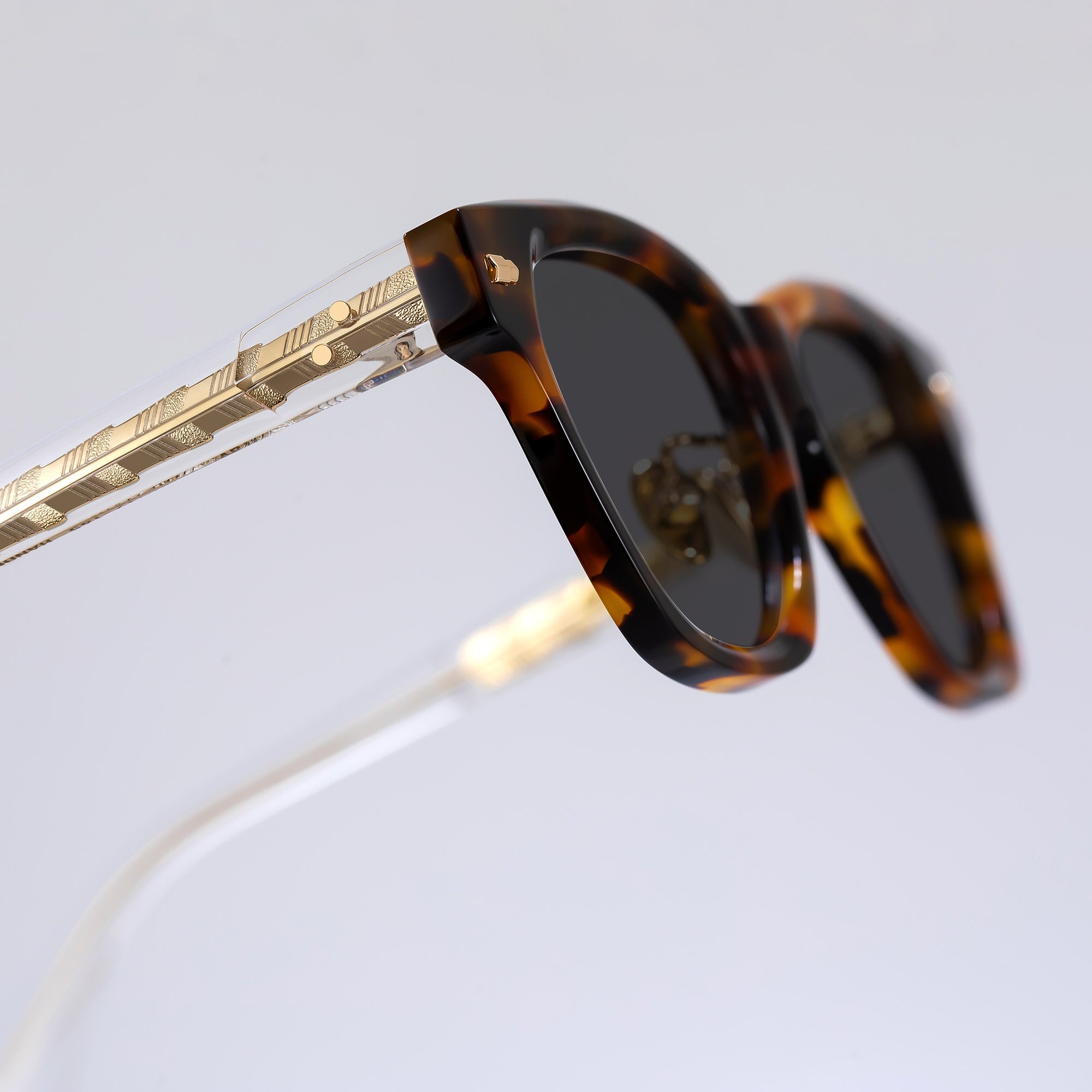 Donahugh-sunglasses-tortoise